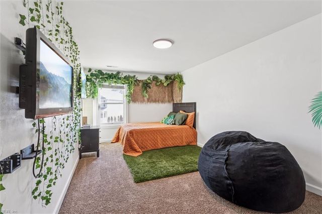 765 Verlander CT, Newport News, VA 23608