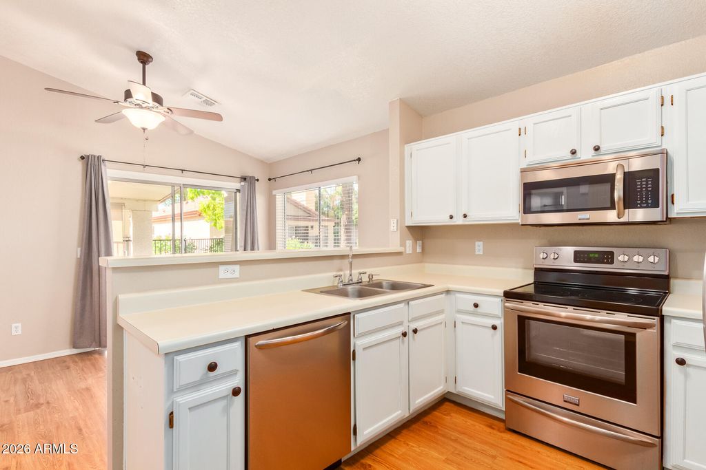 1120 N VAL VISTA Drive 93, Gilbert, AZ 85234 — photo 4
