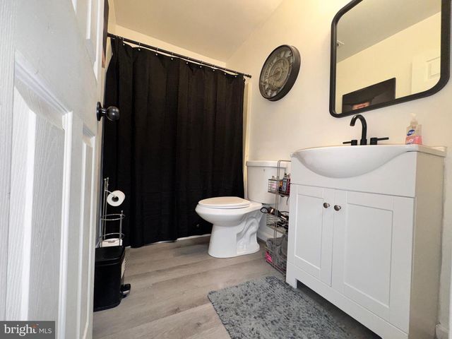 16400 POINTER RIDGE DR, Bowie, MD 20716