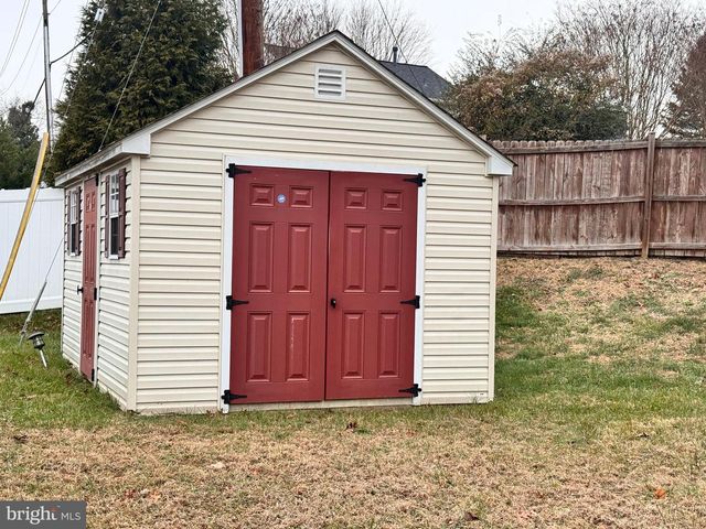 16400 POINTER RIDGE DR, Bowie, MD 20716