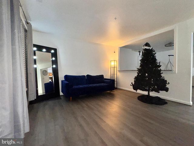 16400 POINTER RIDGE DR, Bowie, MD 20716