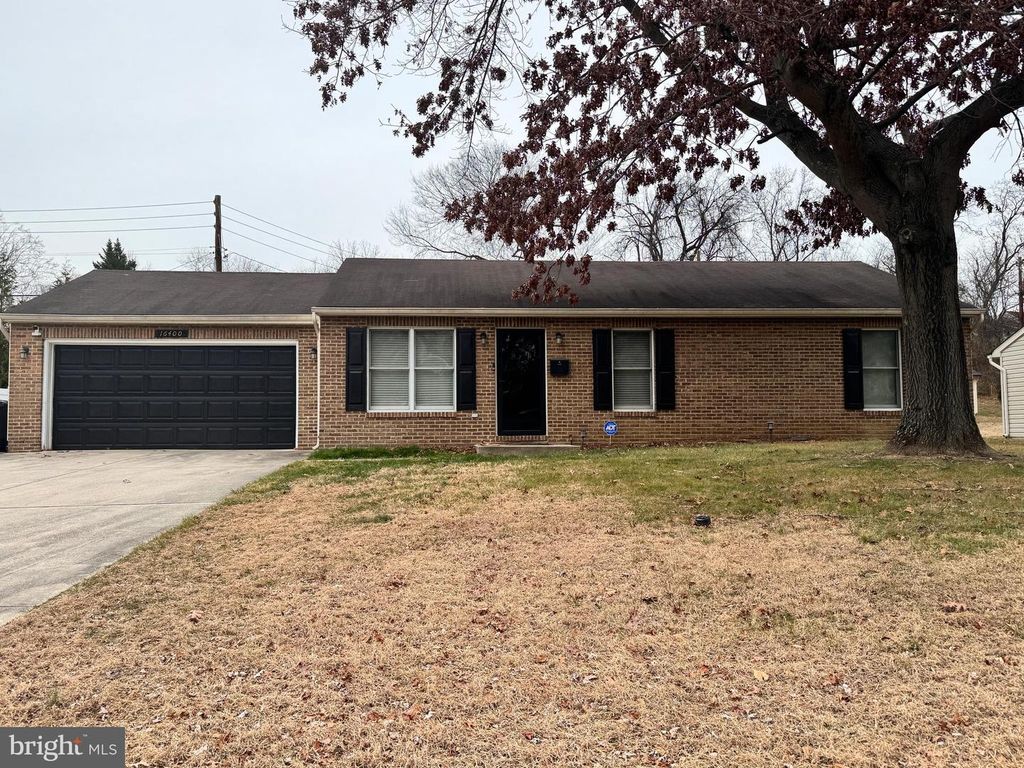 Image 1 of property listing at 16400 POINTER RIDGE DR, Bowie, MD 20716