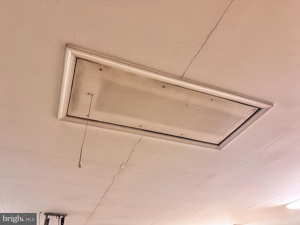 Image 29 of property listing at 16400 POINTER RIDGE DR, Bowie, MD 20716