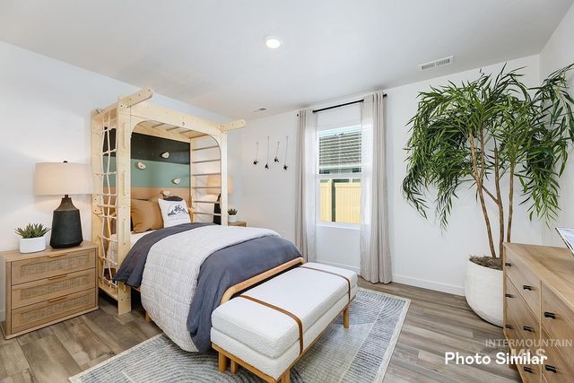 18398 N Sparkleberry Ave, Nampa, ID 83687