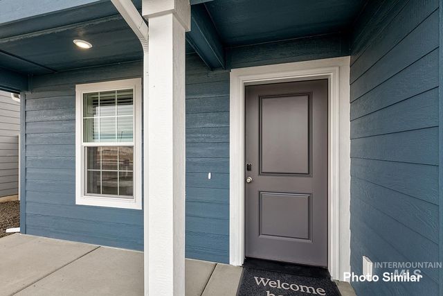 18398 N Sparkleberry Ave, Nampa, ID 83687