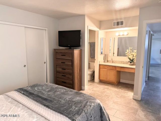 2938 N 61st Place -- 219, Scottsdale, AZ 85251