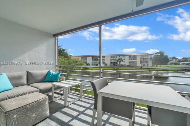 3005 Portofino Isle N2, Coconut Creek, FL 33066