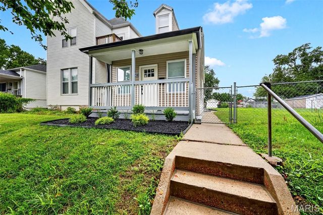 7342 Vermont Avenue, St Louis, MO 63111