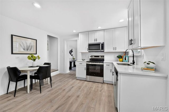 7342 Vermont Avenue, St Louis, MO 63111