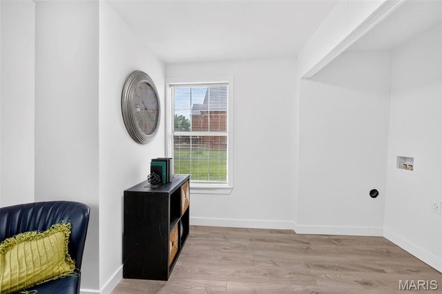 7342 Vermont Avenue, St Louis, MO 63111