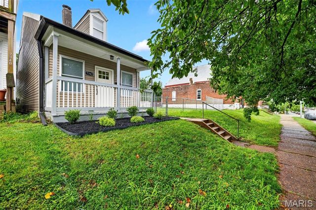 7342 Vermont Avenue, St Louis, MO 63111