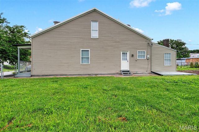 7342 Vermont Avenue, St Louis, MO 63111