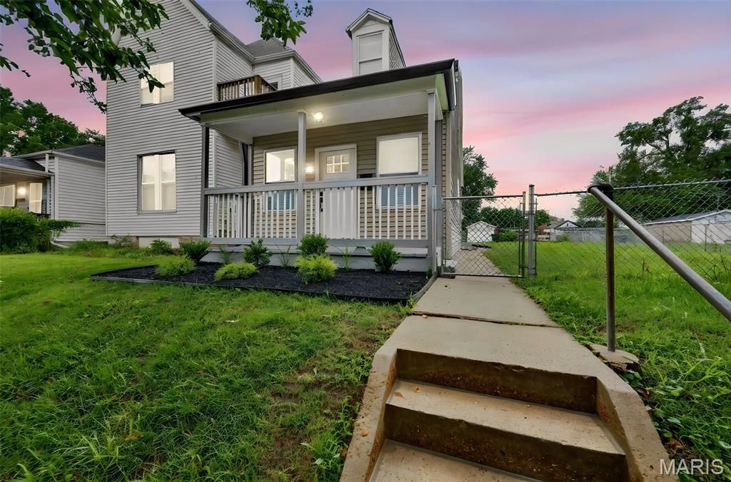 7342 Vermont Avenue, St Louis, MO 63111