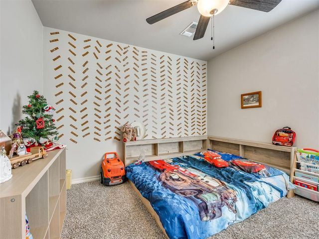 900 NE 34th Terrace, Moore, OK 73160