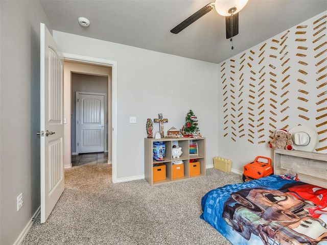 900 NE 34th Terrace, Moore, OK 73160