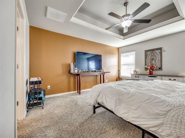 900 NE 34th Terrace, Moore, OK 73160