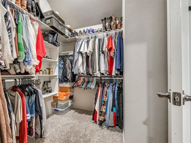 900 NE 34th Terrace, Moore, OK 73160