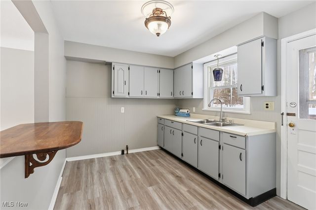 4623 Martin Drive, North Olmsted, OH 44070