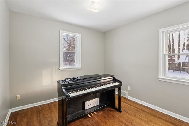 4623 Martin Drive, North Olmsted, OH 44070