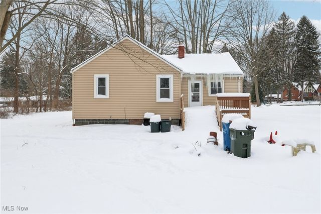 4623 Martin Drive, North Olmsted, OH 44070