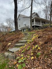 199 Hoop Pole Hill Road, Woodbury, CT 06798