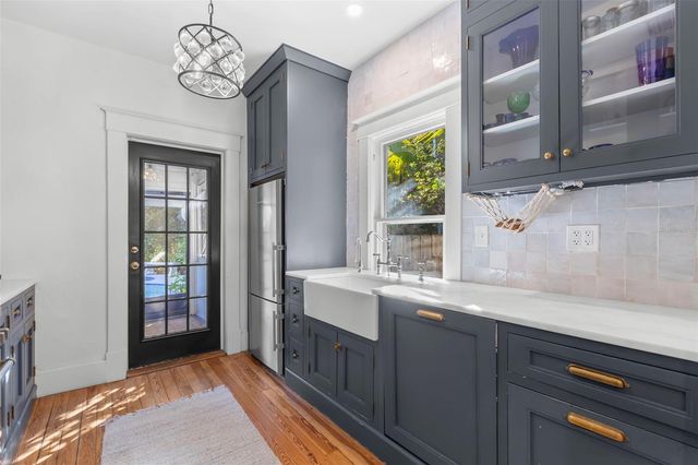 416 14TH AVENUE NE, St Petersburg, FL 33701