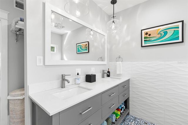 416 14TH AVENUE NE, St Petersburg, FL 33701