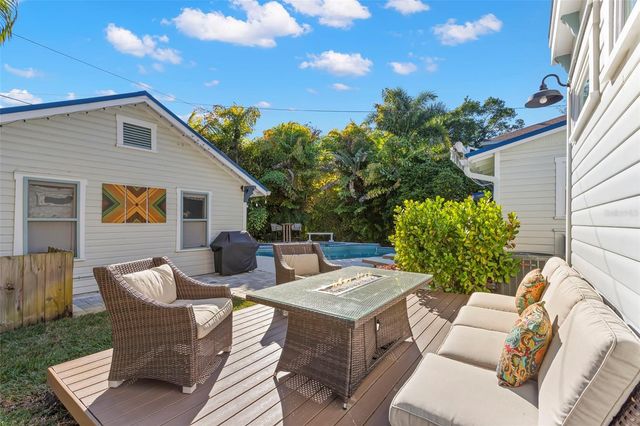 416 14TH AVENUE NE, St Petersburg, FL 33701