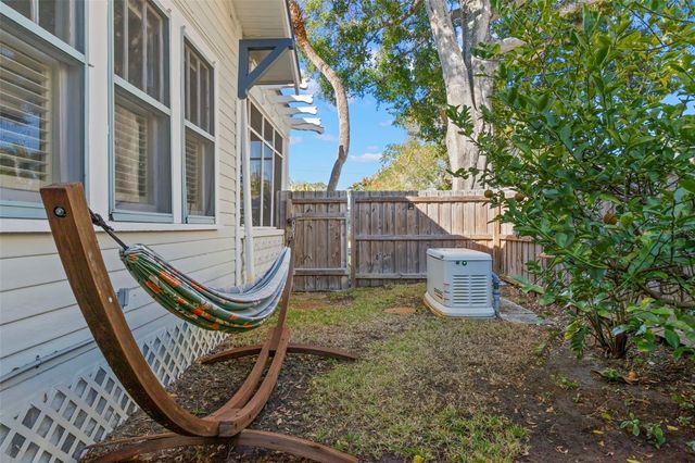 416 14TH AVENUE NE, St Petersburg, FL 33701