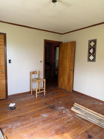 980 West Rd, Red Boiling Springs, TN 37150