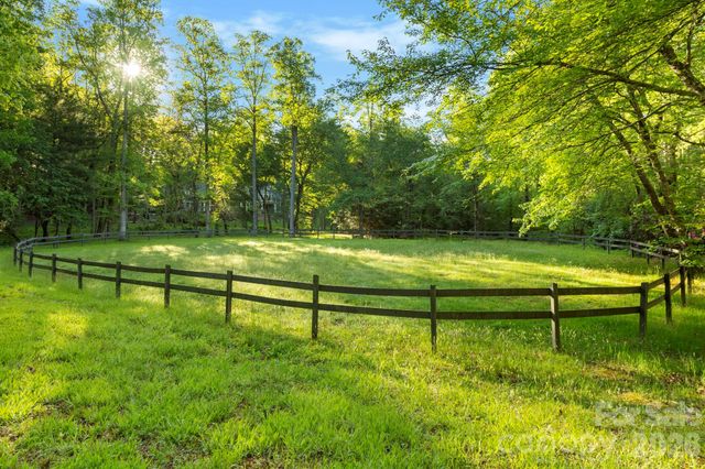 31 Ashbrook Meadows, Fletcher, NC 28732