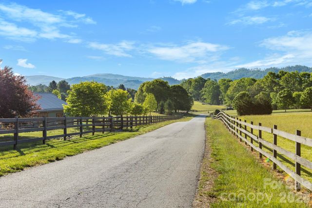 31 Ashbrook Meadows, Fletcher, NC 28732