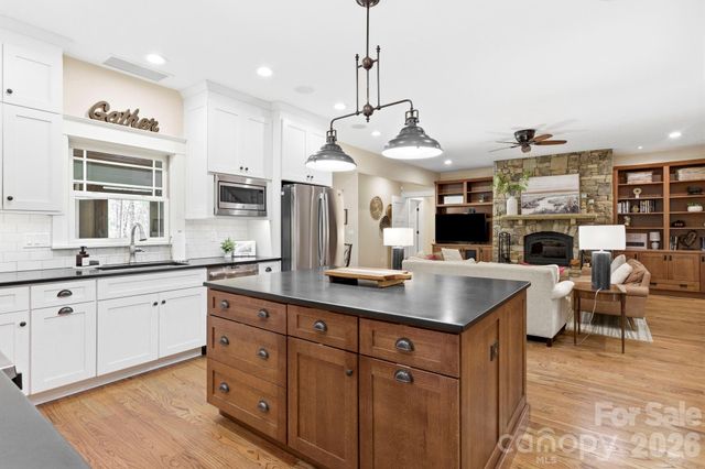 31 Ashbrook Meadows, Fletcher, NC 28732