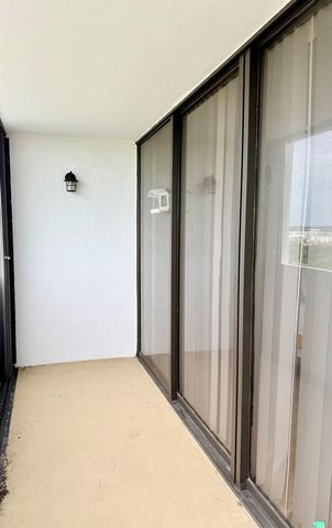 5600 N Flagler Drive Unit 1203, West Palm Beach, FL 33407