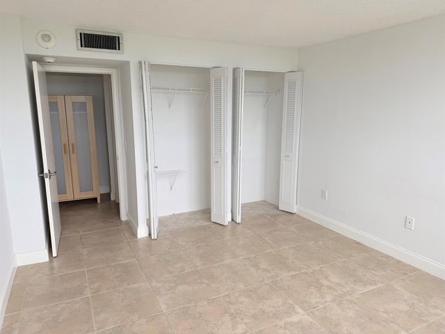 5600 N Flagler Drive Unit 1203, West Palm Beach, FL 33407