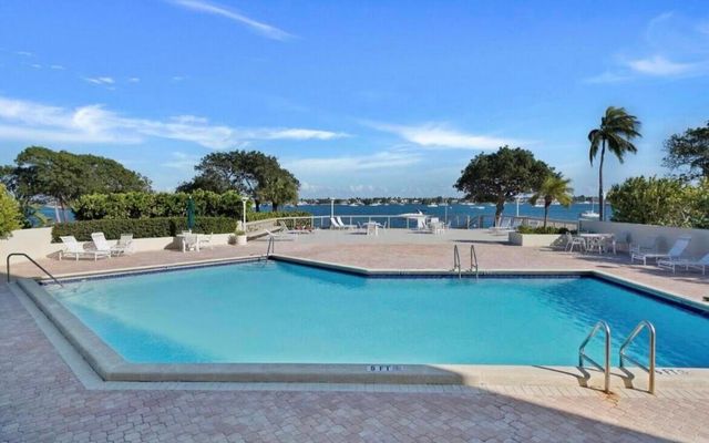 5600 N Flagler Drive Unit 1203, West Palm Beach, FL 33407