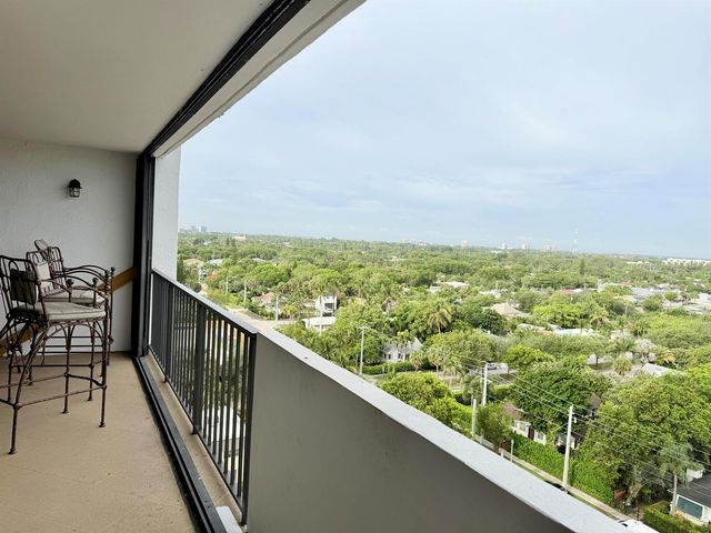 5600 N Flagler Drive Unit 1203, West Palm Beach, FL 33407