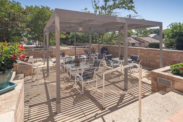1000 Guadalupe St, Kerrville, TX 78028