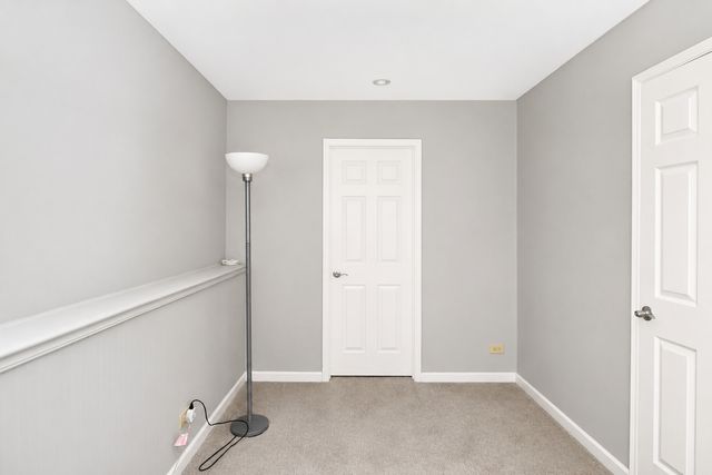 3 WHITEHALL Court, Streamwood, IL 60107