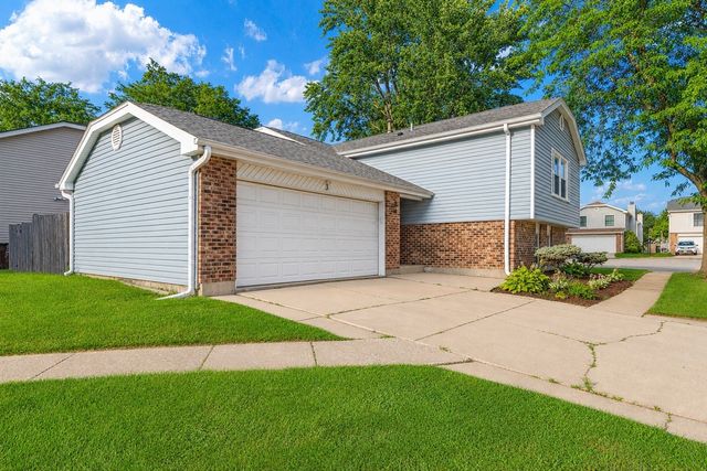 3 WHITEHALL Court, Streamwood, IL 60107