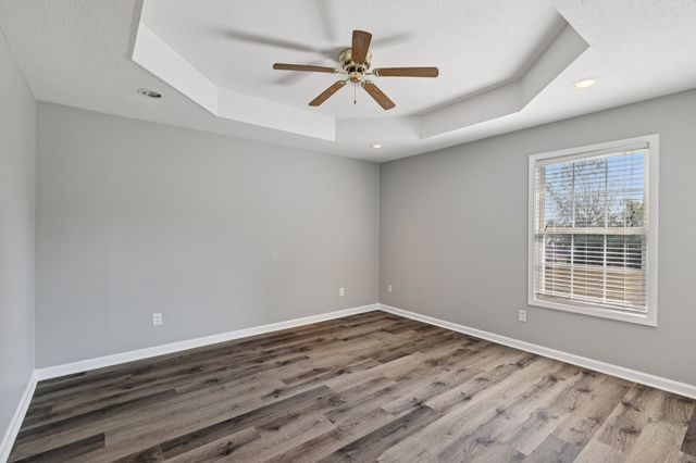 1447 Amy Ave, Clarksville, TN 37042