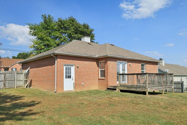 1447 Amy Ave, Clarksville, TN 37042