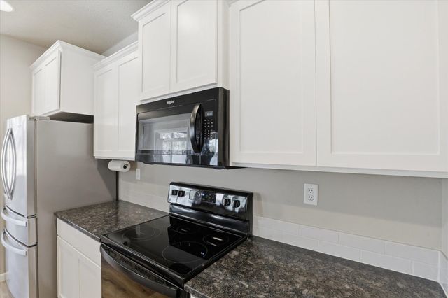 16721 N Dakota Ln, Colbert, WA 99005