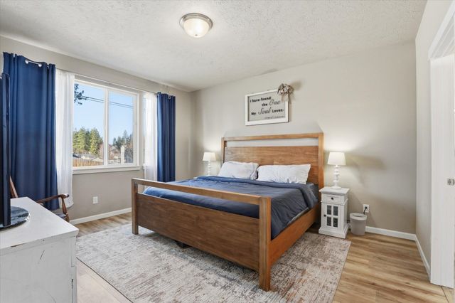 16721 N Dakota Ln, Colbert, WA 99005