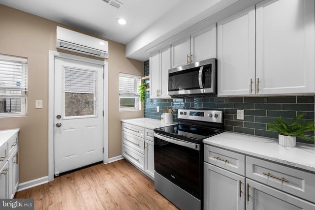 317 S COLLINGTON, Baltimore, MD 21231