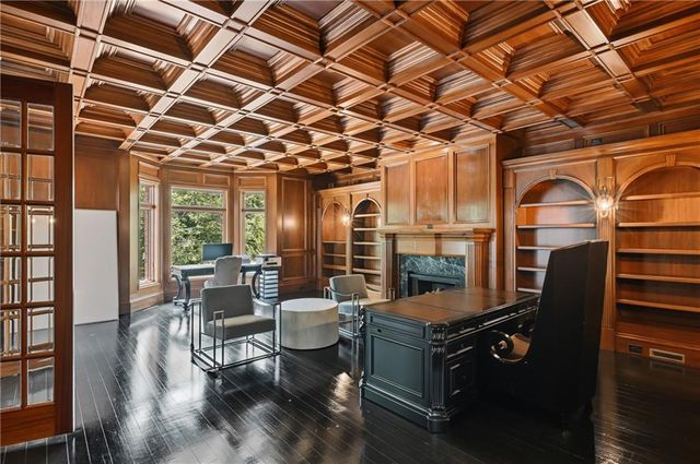1680 Riverside Road, Roswell, GA 30076