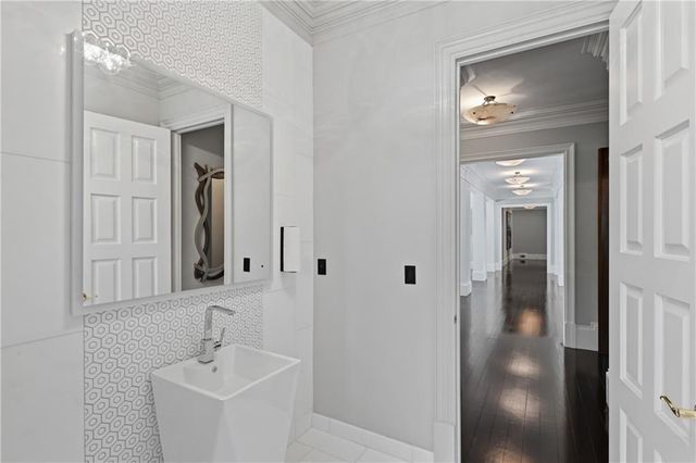 1680 Riverside Road, Roswell, GA 30076