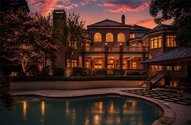 1680 Riverside Road, Roswell, GA 30076