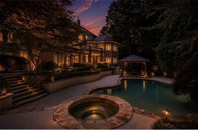 1680 Riverside Road, Roswell, GA 30076