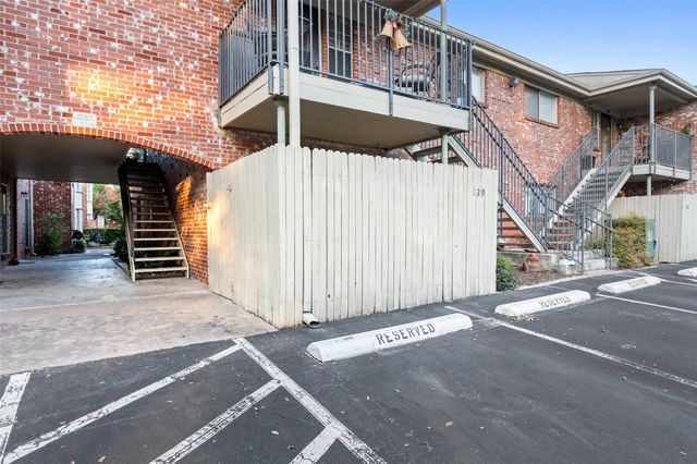 7920 Rockwood LN 129, Austin, TX 78757